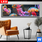 Wechselmotiv Dia Leuchtende Quallen Unter Wasser Panorama Produktvorschau mit dem Bild Leuchtende Quallen unter Wasser im Format Panorama.
