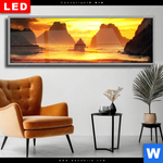 Wechselmotiv Dia Magische Steinlandschaft Im Meer Panorama Produktvorschau mit dem Bild Magische Steinlandschaft im Meer im Format Panorama.