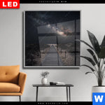 Wechselmotiv Dia Milchstrasse Ueber Einem Holzweg Quadrat Produktvorschau mit dem Bild Milchstraße über einem Holzweg im Format Quadrat.