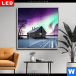 Wechselmotiv Dia Nordlichter Ueber Einem Holzhaus Quadrat Produktvorschau mit dem Bild Nordlichter über einem Holzhaus im Format Quadrat.
