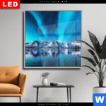 Wechselmotiv Dia Nordlichter Und Schneebedeckte Berge Quadrat Produktvorschau mit dem Bild Nordlichter und schneebedeckte Berge im Format Quadrat.