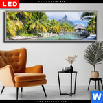 Wechselmotiv Dia Palmen Berg Auf Insel Panorama Produktvorschau mit dem Bild Palmen & Berg auf Insel im Format Panorama.