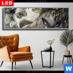 Wechselmotiv Dia Paola Portraet Mit Schmetterlingen Panorama Produktvorschau mit dem Bild Paola - Porträt mit Schmetterlingen im Format Panorama.