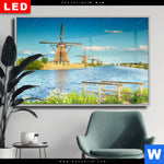 Wechselmotiv Dia Romantik Zwischen Windmuehlen Querformat Produktvorschau mit dem Bild Romantik zwischen Windmühlen im Format Querformat.