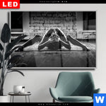 Wechselmotiv Dia Schoenheit Der Frau Querformat Produktvorschau mit dem Bild Schönheit der Frau im Format Querformat.