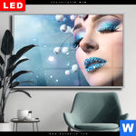 Wechselmotiv Dia Schoenheit In Blau Weiss Querformat Produktvorschau mit dem Bild Schönheit in Blau & Weiss im Format Querformat.