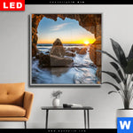 Wechselmotiv Dia Sonnenuntergang In Meeresgrotte Quadrat Produktvorschau mit dem Bild Sonnenuntergang in Meeresgrotte im Format Quadrat.