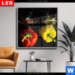 Wechselmotiv Dia Spritzer Von Paprika Beim Fallen Ins Wasser Quadrat Produktvorschau mit dem Bild Spritzer von Paprika beim fallen ins Wasser im Format Quadrat.