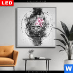 Wechselmotiv Dia Statue Mit Blume Grunge Stil Quadrat Produktvorschau mit dem Bild Statue mit Blume - Grunge-Stil im Format Quadrat.