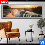 Wechselmotiv Dia Wasserfall Bei Abendsonne Panorama Produktvorschau mit dem Bild Wasserfall bei Abendsonne im Format Panorama.