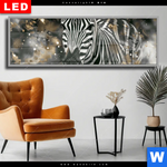 Wechselmotiv Dia Zebra Eleganz In Streifen Panorama Produktvorschau mit dem Bild Zebra - Eleganz in Streifen im Format Panorama.