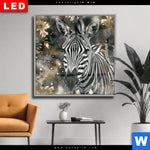 Wechselmotiv Dia Zebra Eleganz In Streifen Quadrat Produktvorschau mit dem Bild Zebra - Eleganz in Streifen im Format Quadrat.