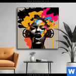 Wechselmotiv Frau Mit Kopfhoerern Quadrat Produktvorschau mit dem Bild Frau mit Kopfhörern im Format Quadrat.