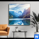 Wechselmotiv Idyllischer Bergsee Im Gebirge Quadrat Produktvorschau mit dem Bild Idyllischer Bergsee im Gebirge im Format Quadrat.