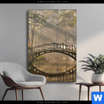 Wechselmotiv Idyllischer Wald Mit Bruecke Hochformat Produktvorschau mit dem Bild Idyllischer Wald mit Brücke im Format Hochformat.