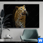 Wechselmotiv Leopard In Der Dunkelheit Querformat Produktvorschau mit dem Bild Leopard in der Dunkelheit im Format Querformat.