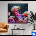 Wechselmotiv Leuchtende Quallen Unter Wasser Quadrat Produktvorschau mit dem Bild Leuchtende Quallen unter Wasser im Format Quadrat.