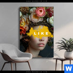 Wechselmotiv Like Florales Portraet Hochformat Produktvorschau mit dem Bild LIKE - Florales Porträt im Format Hochformat.