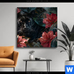 Wechselmotiv Panther Und Rote Blueten Quadrat Produktvorschau mit dem Bild Panther und rote Blüten im Format Quadrat.