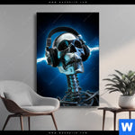 Wechselmotiv Skelett Kopfhoerer Hochformat Produktvorschau mit dem Bild Skelett & Kopfhörer im Format Hochformat.