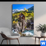 Wechselmotiv Waldhuette Am Fluss Hochformat Produktvorschau mit dem Bild Waldhütte am Fluss im Format Hochformat.