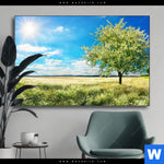 Wechselmotiv Wiese Mit Bluehendem Baum Querformat Produktvorschau mit dem Bild Wiese mit blühendem Baum im Format Querformat.